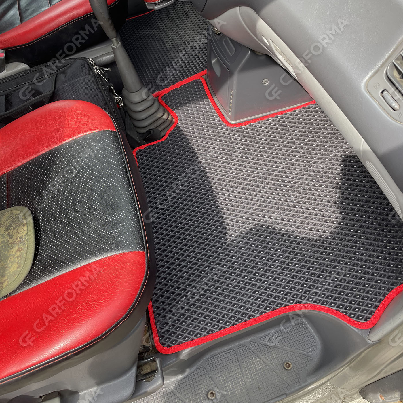 Ворсовые коврики на Mitsubishi Space Gear 1994&nbsp;-&nbsp;2007 в Курске