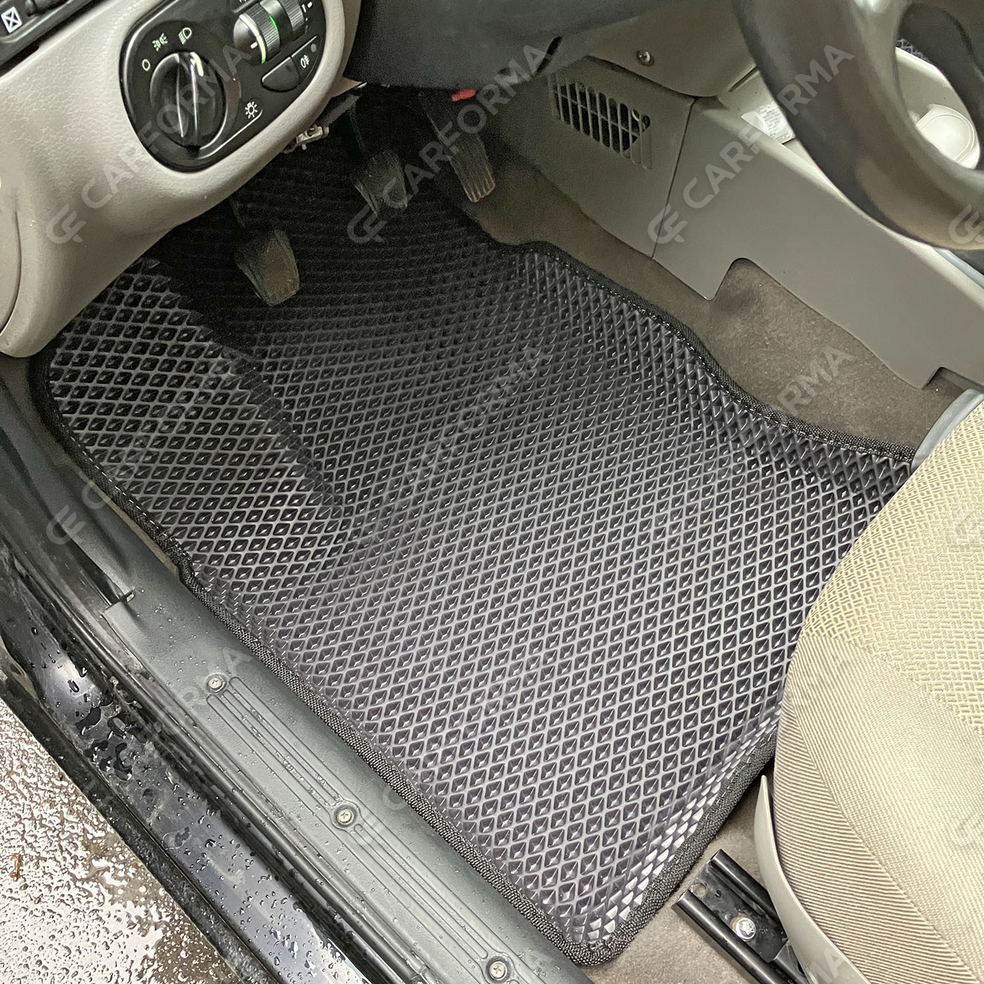 Коврики на Lada (ВАЗ) Kalina 2004&nbsp;-&nbsp;2018 в Курске