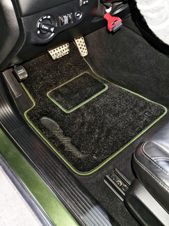 Ворсовые коврики на Dodge Challenger III 2008 - 2023 в Курске Ворсовые коврики на Dodge Challenger III 2008 - 2023 в Курске