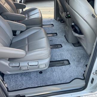 Ворсовые коврики на KIA Carnival III 7 мест 2014&nbsp;-&nbsp;2021 в Курске