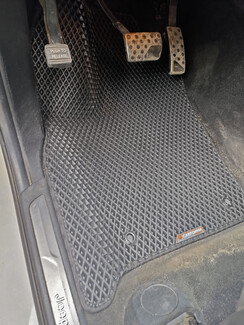 Ворсовые коврики на Jeep Grand Cherokee (WK2) 2010&nbsp;-&nbsp;2022 в Курске
