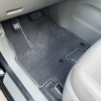 Ворсовые коврики на KIA Carnival III 7 мест 2014&nbsp;-&nbsp;2021 в Курске